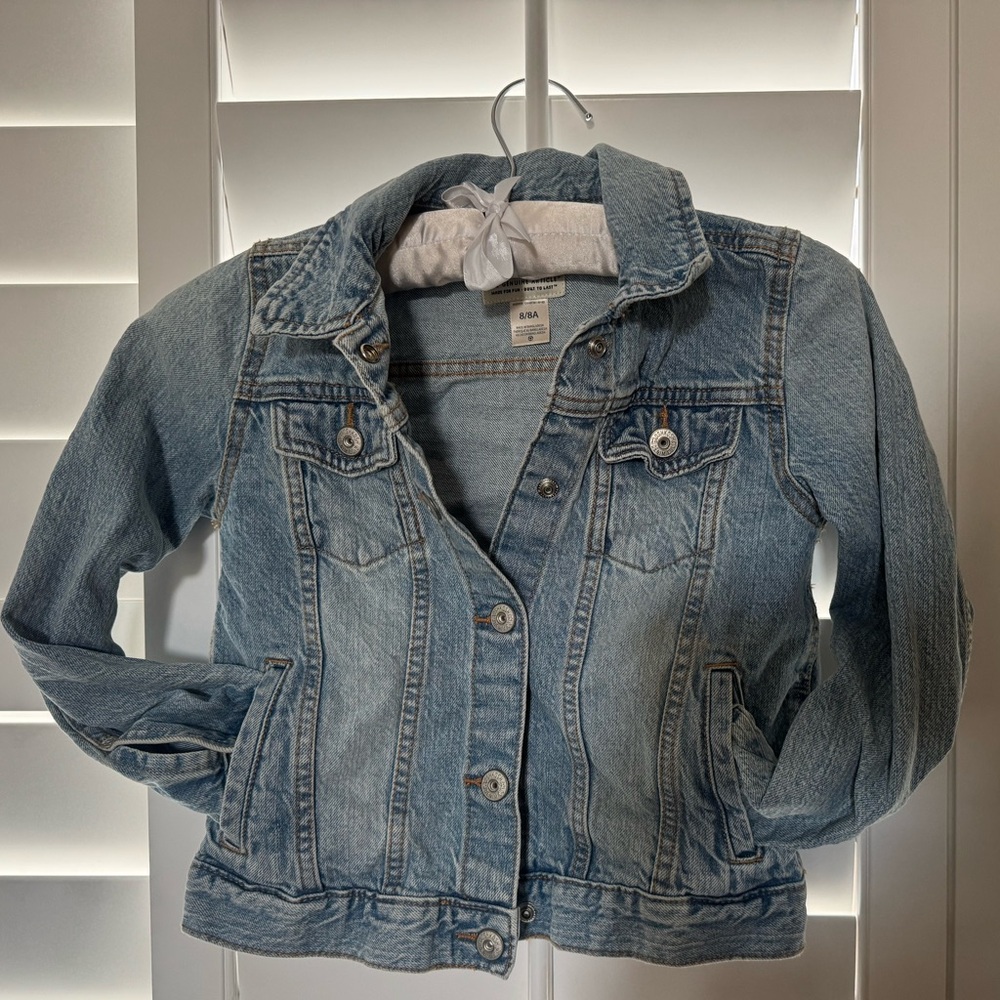 OshKosh B’gosh Girls Denim Jacket – Size 8
